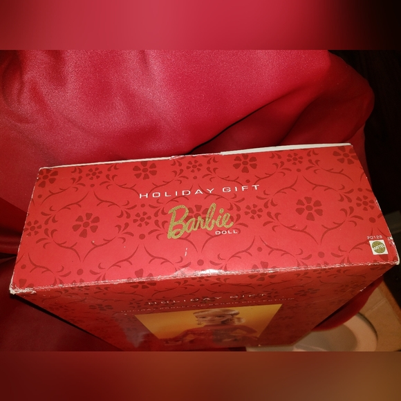 Vintage Porcelain Holiday Barbie - Picture 6 of 11
